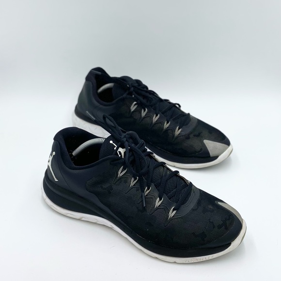 Jordan Flight Runner 2 - Size 12 Black/White 715572-005 - Picture 3 of 6